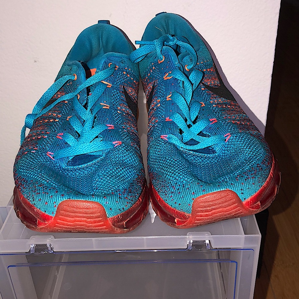 NIKE Flyknit Air Max